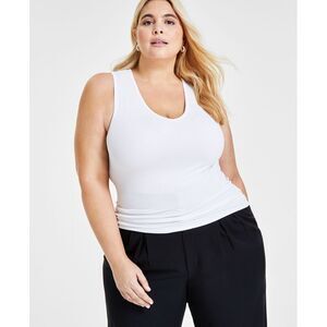 Plus Size V-Neck Seamless Tank Top
